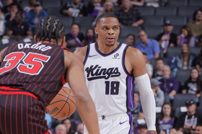 37岁威少狂轰三双创6大纪录，国王力克公牛