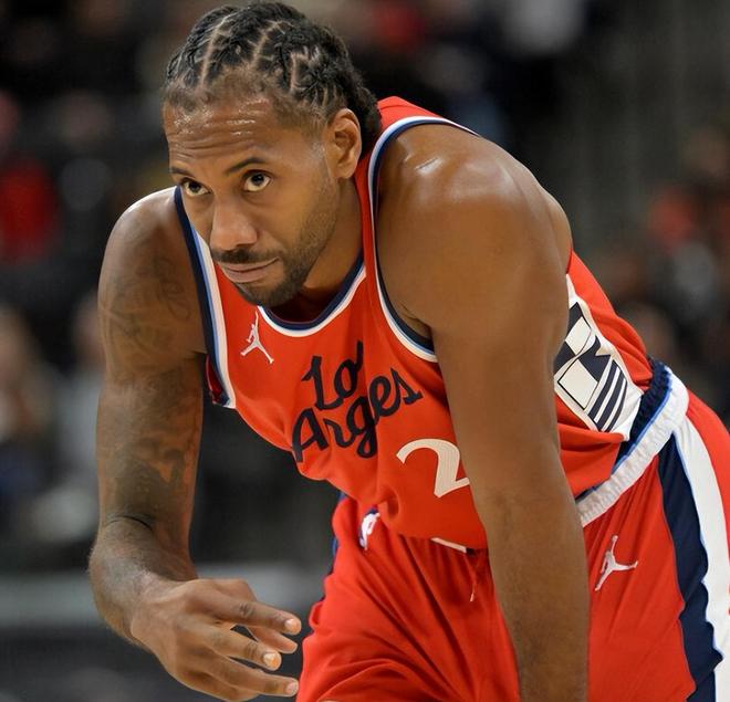 快船四连败陷伤病潮 鹈鹕双杀暴露阵容隐患